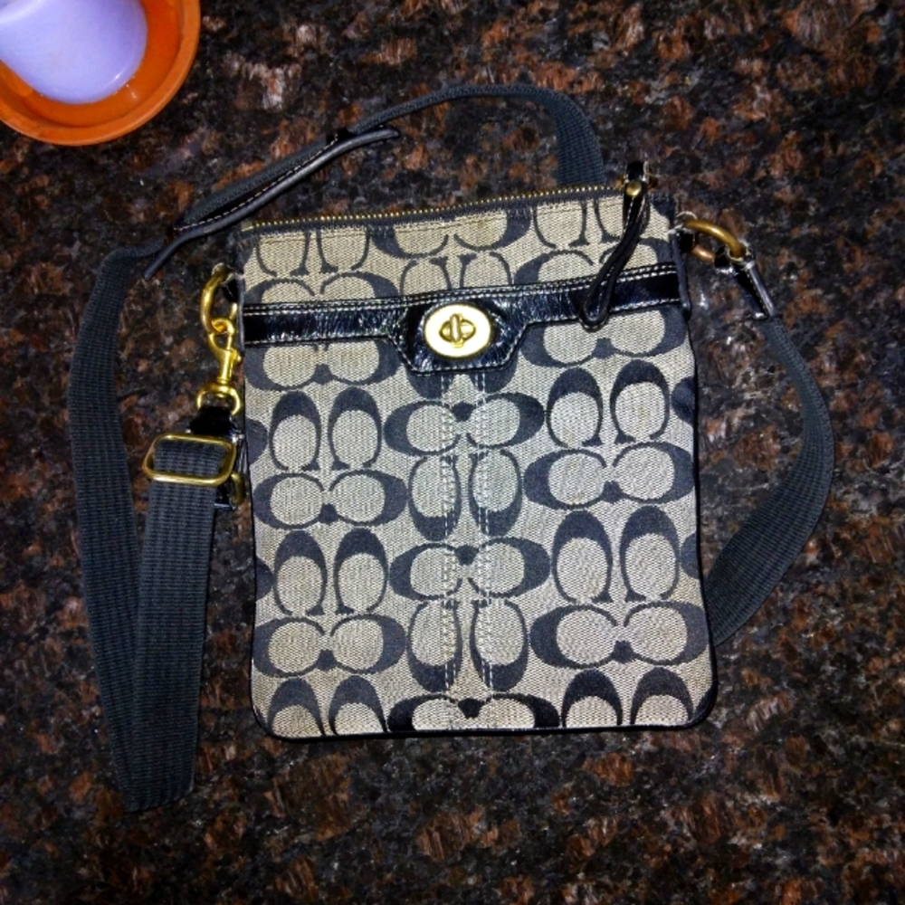 Coach crossbody small purse